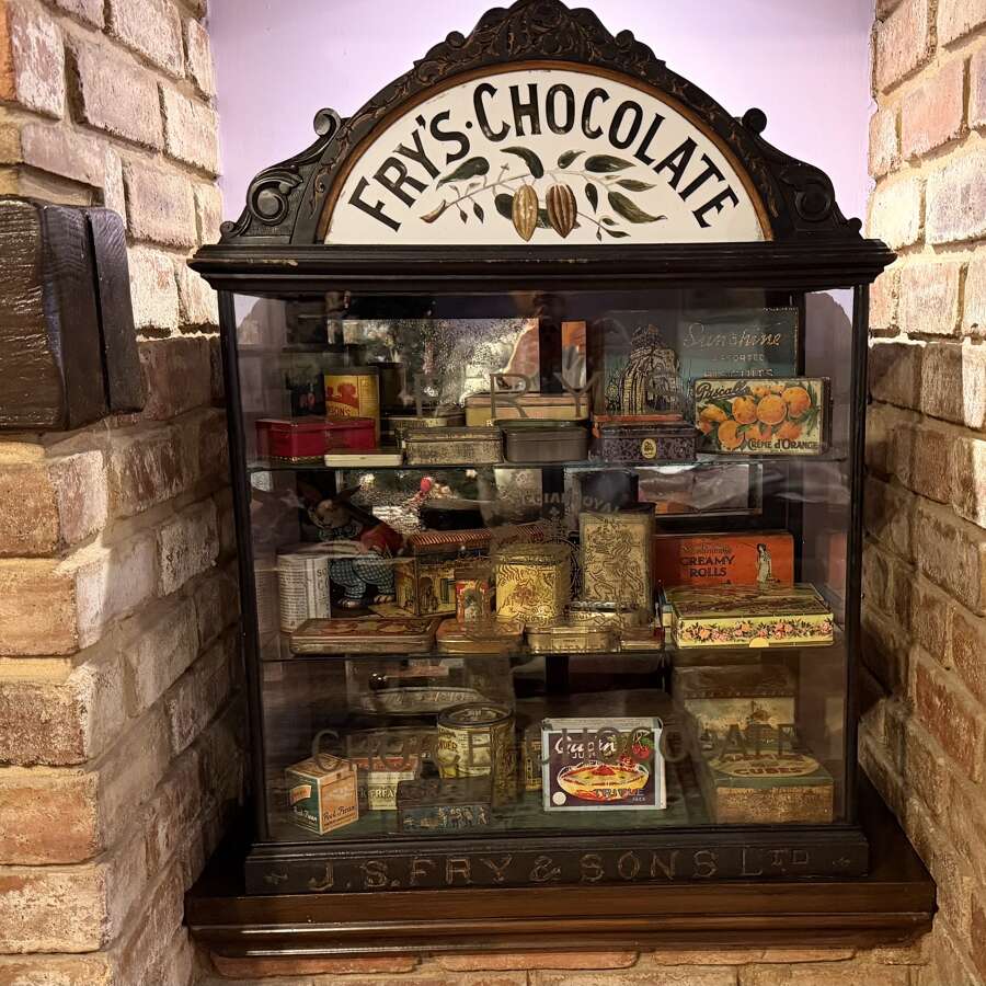 Advertising Antiques