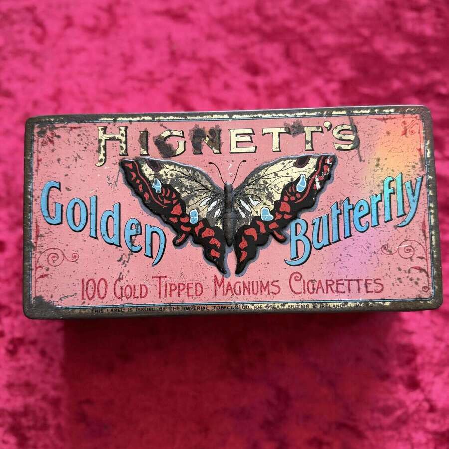 Hignett&rsquo;s Golden Butterfly Cigarettes tin - 100 size